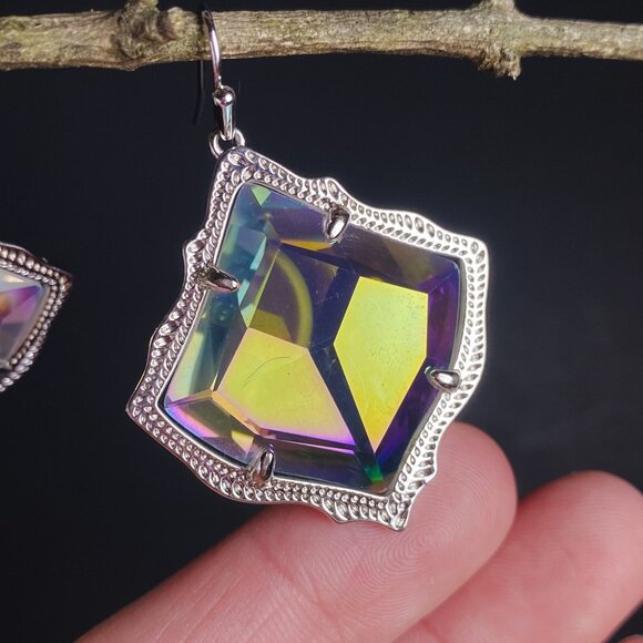 Kendra Scott Kirsten Dichroic Glass Rainbow Iridescent Faceted Silver Earrings - Picture 4 of 9
